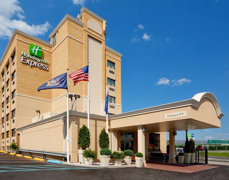 Holiday Inn Express Laguardia Airport, An Ihg Hotel New York Eksteriør billede