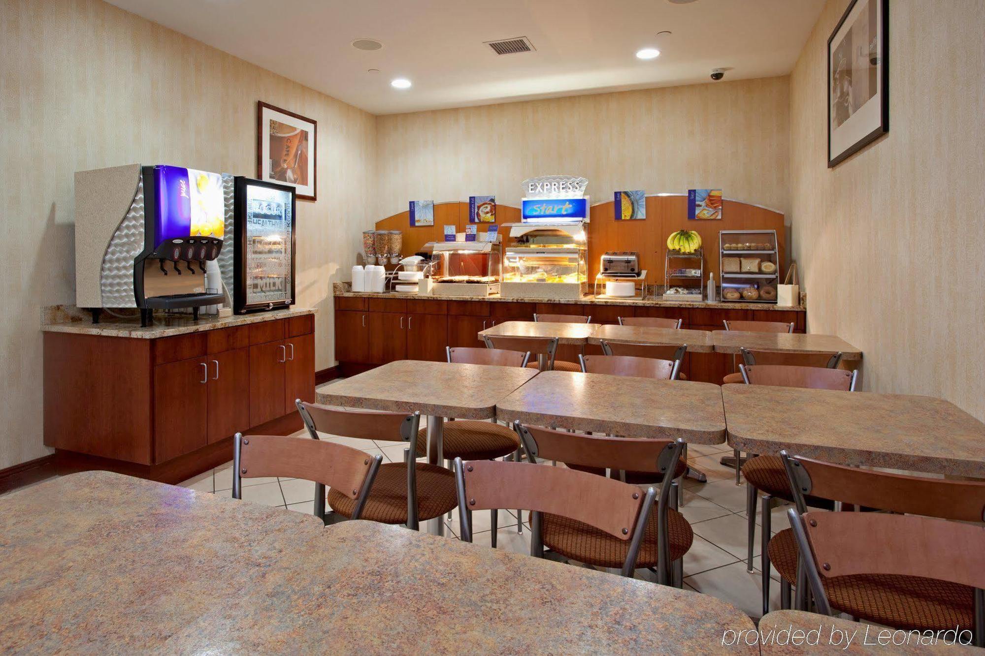 Holiday Inn Express Laguardia Airport, An Ihg Hotel New York Restaurant billede