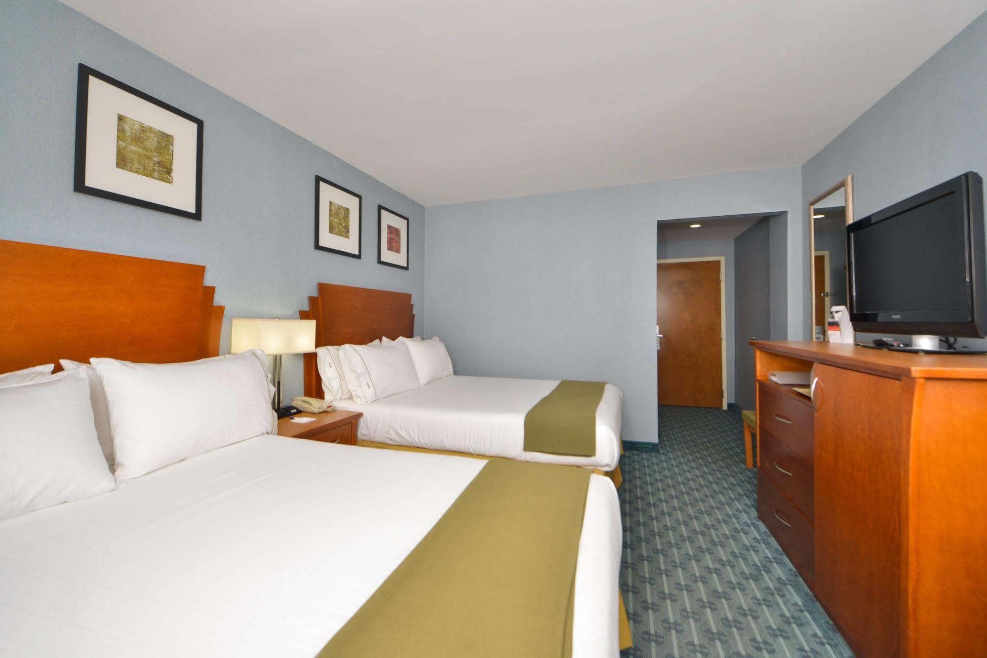 Holiday Inn Express Laguardia Airport, An Ihg Hotel New York Eksteriør billede